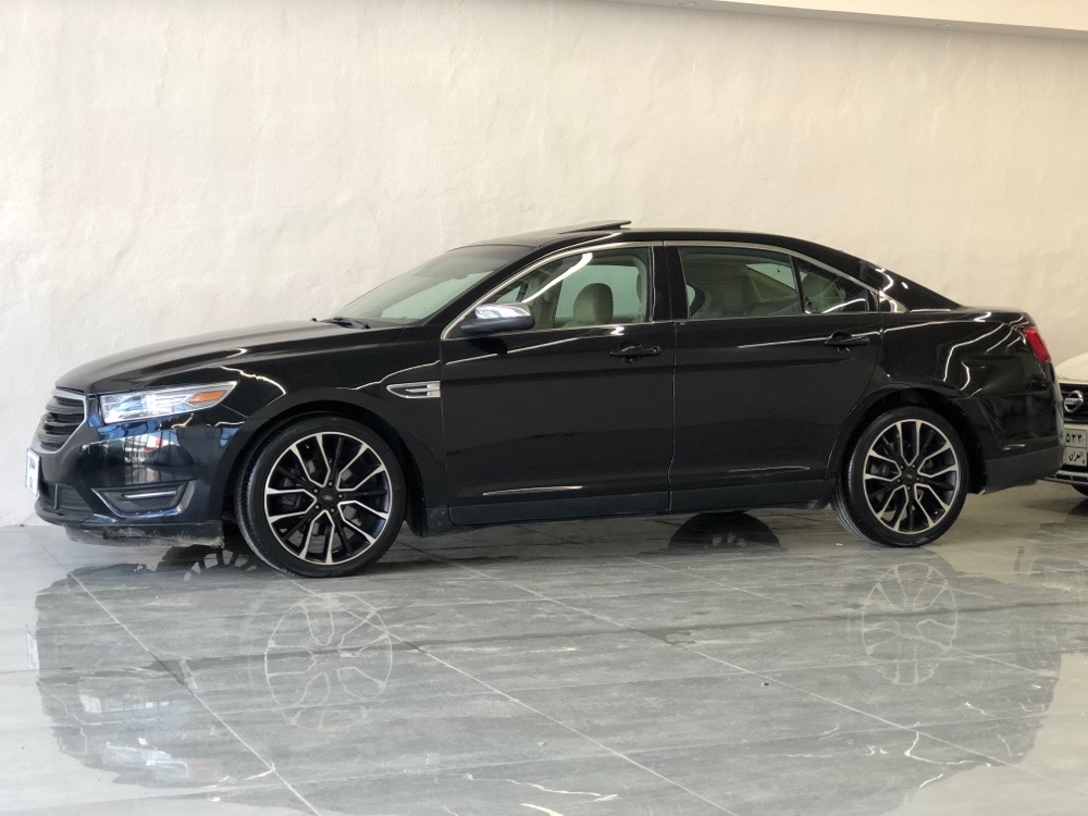 Ford Taurus